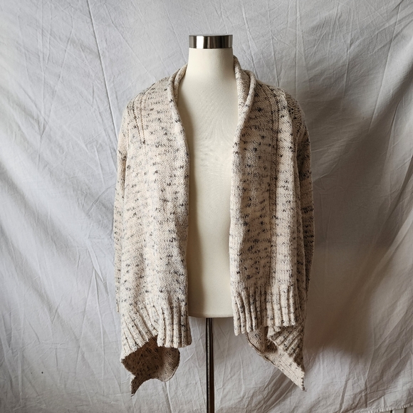 H&M Sweaters - H&M Open Front Knit Beige Cardigan Size Large